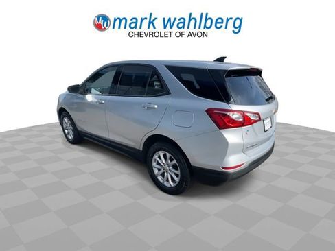 Certified 2019 Chevrolet Equinox LS w/ LS Convenience Package FWD image 6