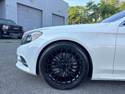 Used 2015 Mercedes-Benz S 550 Sedan image 19