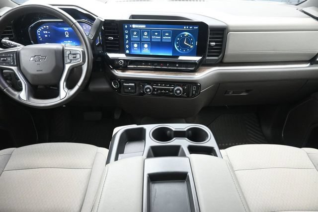Used 2026 Chevrolet Silverado 1500 RST AWD/4WD image 19