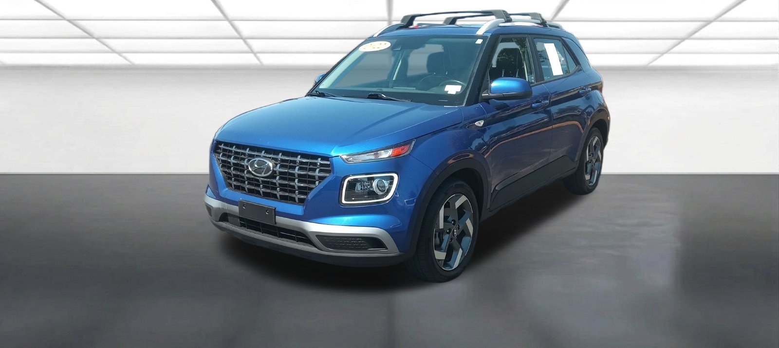 Used 2022 Hyundai Venue Limited FWD image 9