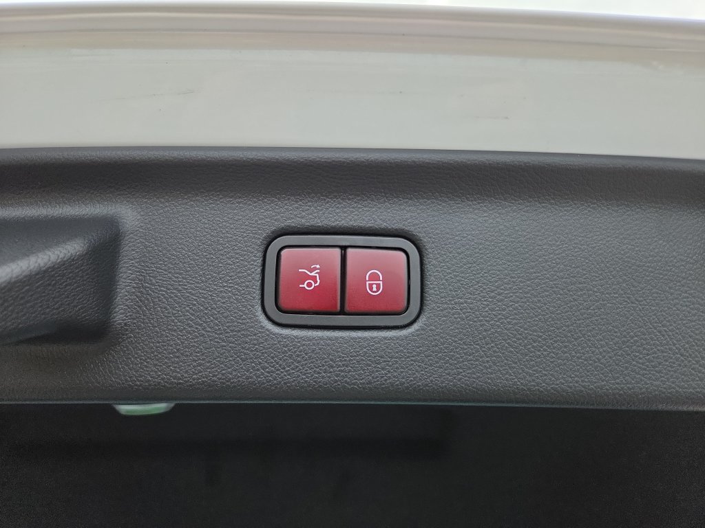 Used 2024 Mercedes-Benz S 580 4MATIC Sedan image 32