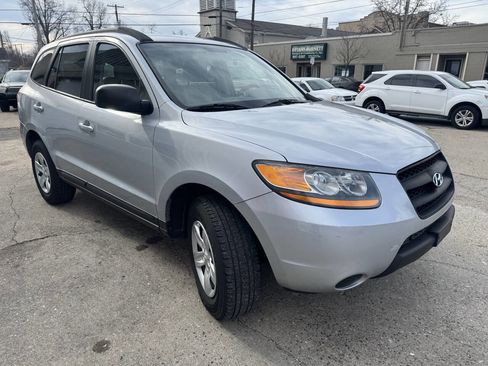 Used 2009 Hyundai Santa Fe GLS image 11