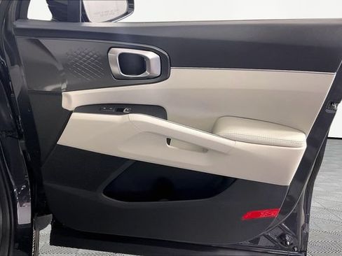 Certified 2026 Kia Sorento S w/ S Panoramic Sunroof Package FWD image 25
