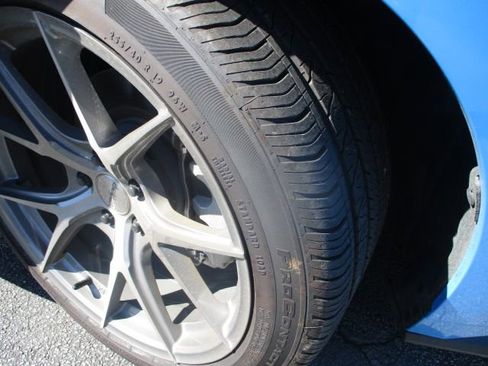 Used 2024 Ford Mustang EcoBoost image 17