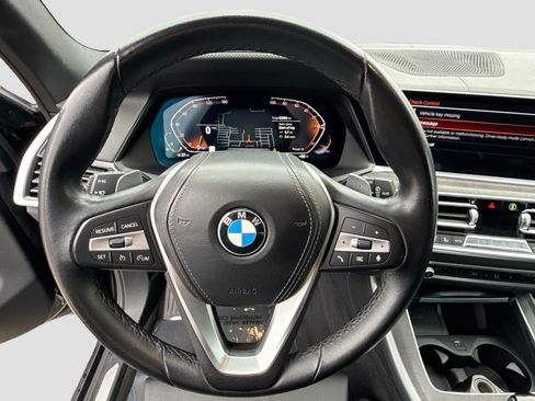 Used 2022 BMW X5 xDrive40i AWD/4WD image 43