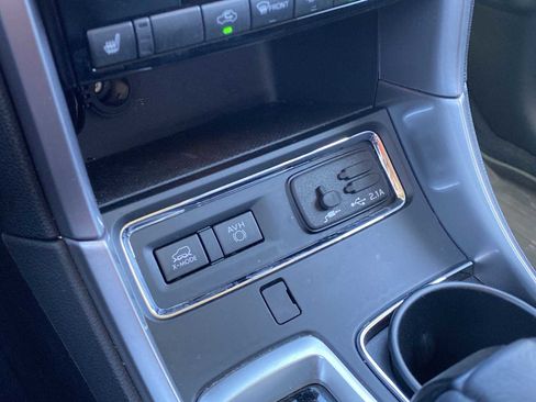 Used 2021 Subaru Ascent Limited w/ Technology Package image 25