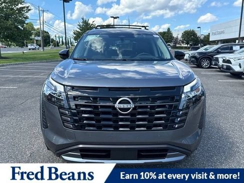 New 2026 Nissan Pathfinder Platinum AWD/4WD image 2