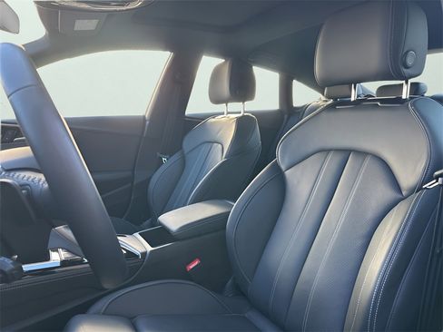 Used 2025 Audi A5 2.0T Premium Plus w/ Premium Plus image 19