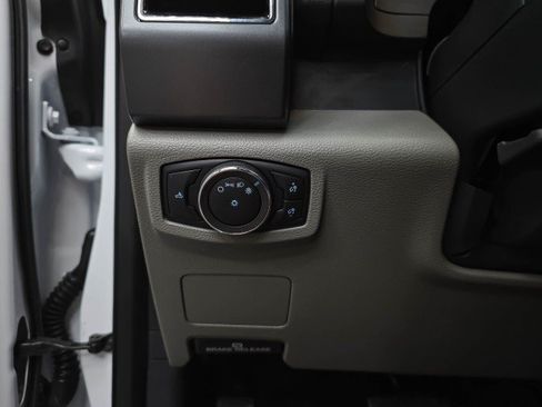 Used 2022 Ford F250 XLT AWD/4WD image 30
