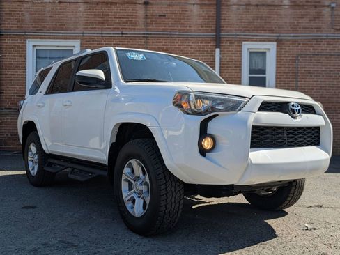 Used 2017 Toyota 4Runner SR5 image 28