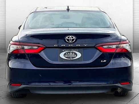 Used 2021 Toyota Camry LE FWD image 3