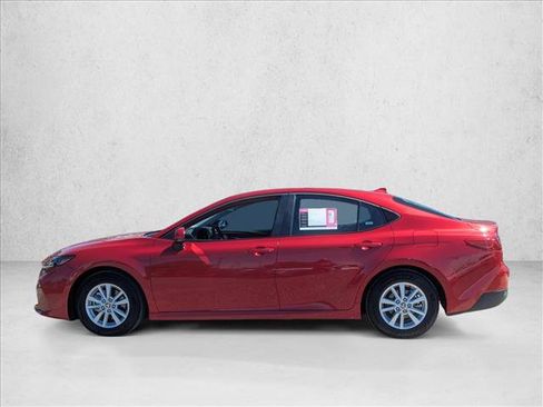 Used 2026 Toyota Camry LE FWD image 9