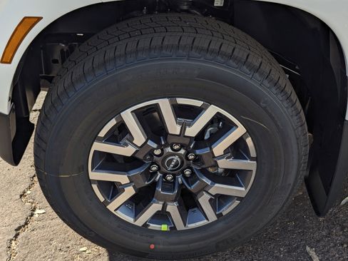 New 2026 Nissan Frontier SV image 7