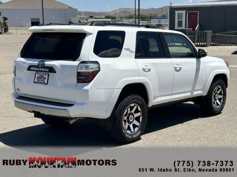 Used 2019 Toyota 4Runner TRD Off-Road Premium AWD/4WD image 7