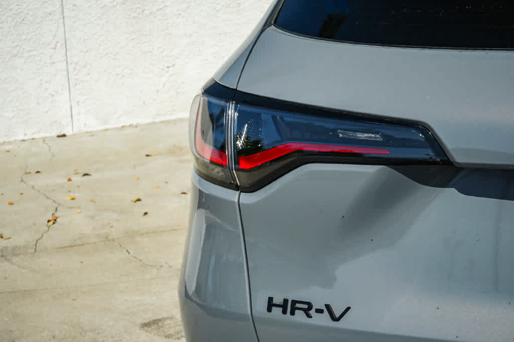 Used 2026 Honda HR-V Sport image 7