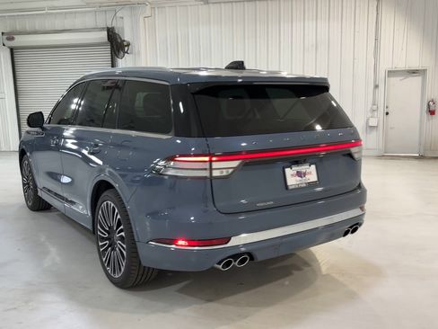 New 2025 Lincoln Aviator Black Label image 7