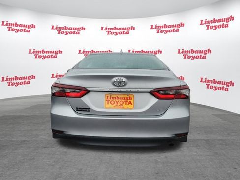 Used 2024 Toyota Camry LE w/ Convenience Package image 23