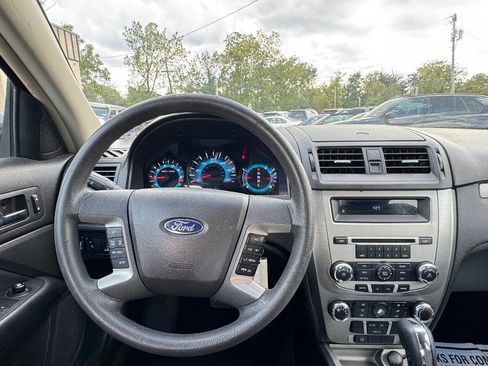Used 2012 Ford Fusion SE image 16