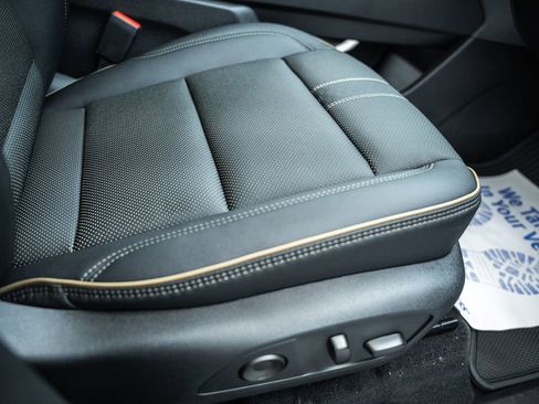 New 2026 Chevrolet Traverse High Country image 40