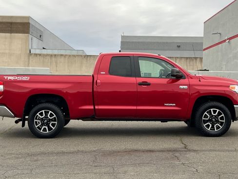 Used 2016 Toyota Tundra SR5 w/ TRD Off Road Package image 6