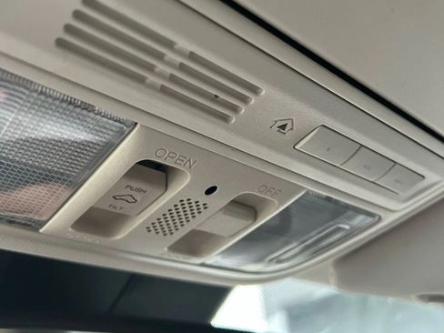 Used 2015 Honda CR-V Touring image 37