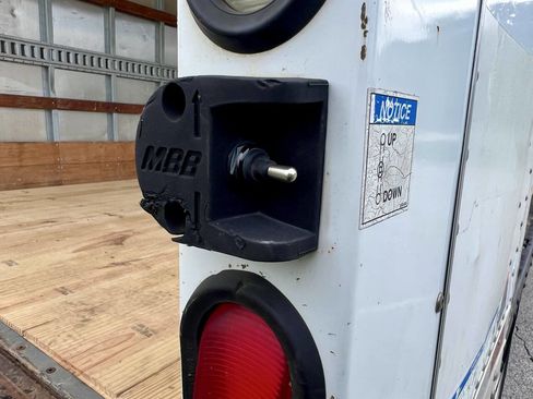 Used 2014 RAM 5500 Tradesman w/ Power & Remote Entry Group image 23