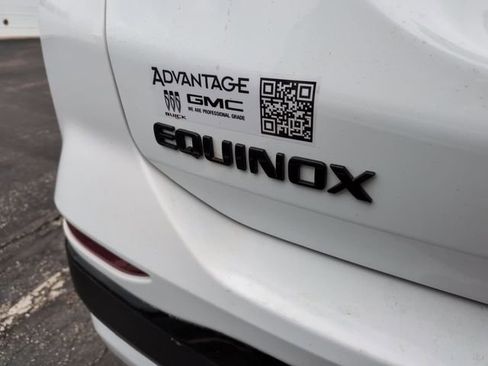 Used 2024 Chevrolet Equinox RS AWD/4WD image 10