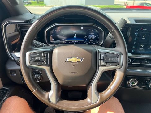 Used 2023 Chevrolet Silverado 1500 LT AWD/4WD image 11