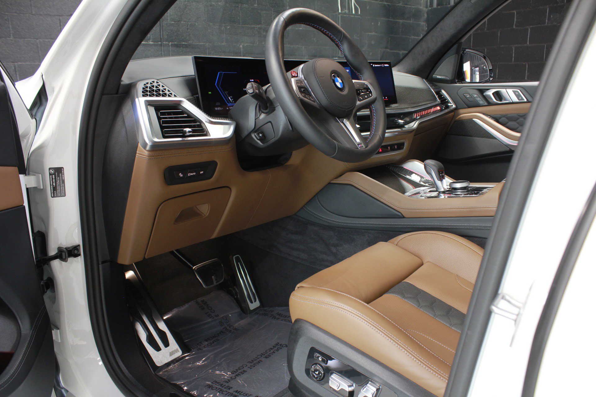 Used 2026 BMW X5 M Competition w/ Executive Package AWD/4WD image 38
