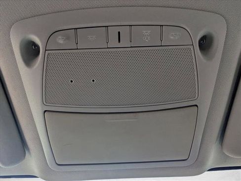 Used 2018 Nissan Rogue Sport SV image 5