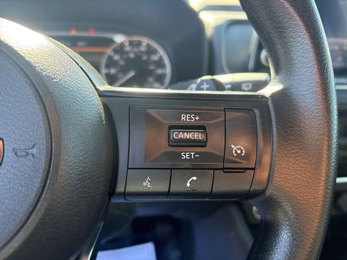 Used 2023 Nissan Rogue S FWD image 15