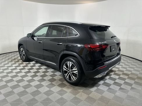 New 2025 Mercedes-Benz GLA 250 4MATIC image 6