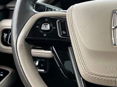 Used 2023 Lincoln Aviator Reserve w/ Equipment Group 201A image 20