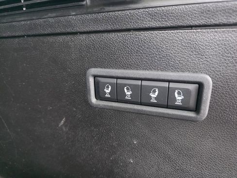 Used 2022 Jeep Wagoneer Series III w/ Premium Group I image 28