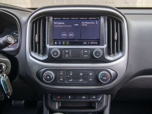 Used 2022 Chevrolet Colorado LT AWD/4WD image 25