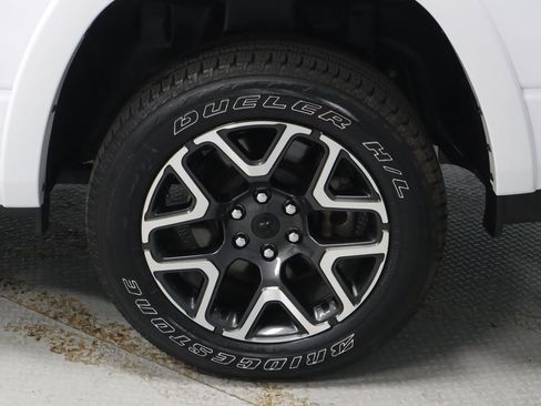 Used 2025 RAM 1500 Laramie w/ Sport Appearance Package AWD/4WD image 17