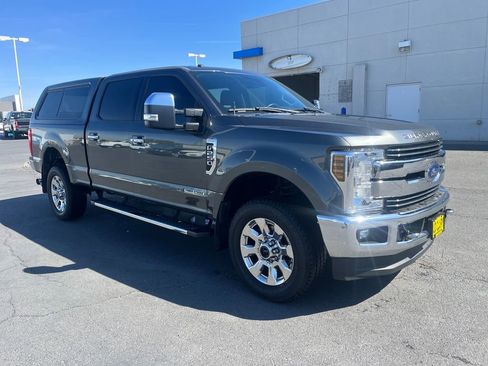 Used 2018 Ford F250 Lariat w/ Lariat Ultimate Package AWD/4WD image 9