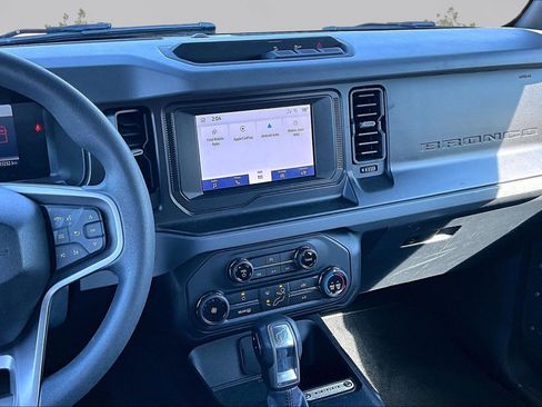 Certified 2022 Ford Bronco 4-Door image 6