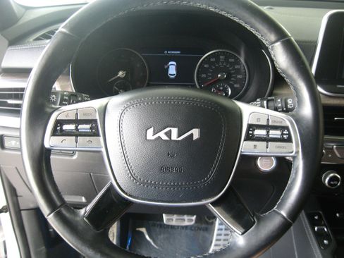 Certified 2022 Kia Telluride SX w/ SX Prestige Package image 13