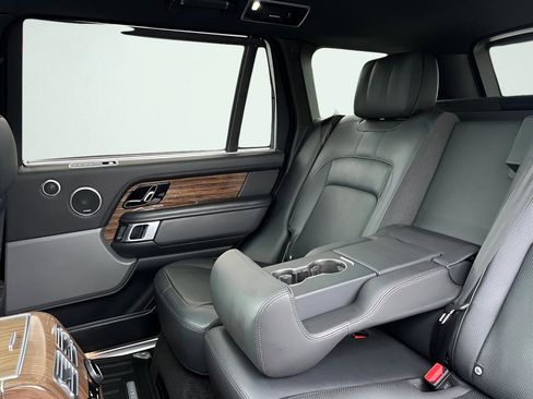 Used 2019 Land Rover Range Rover Long Wheelbase Supercharged image 23