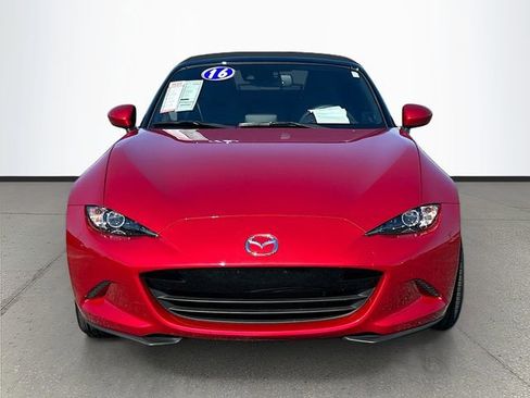 Used 2016 MAZDA MX-5 Miata Grand Touring RWD image 2