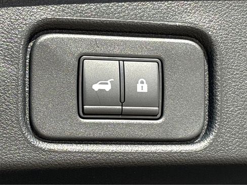 New 2026 Nissan Pathfinder SV image 22