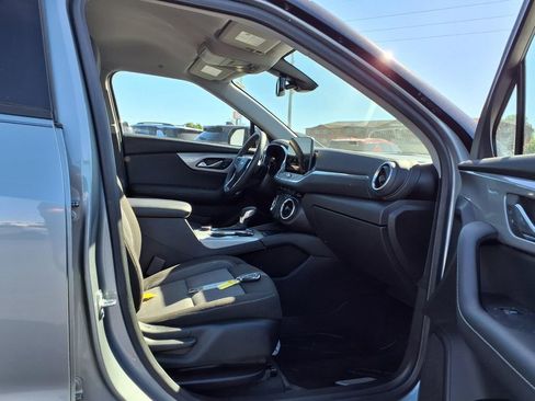 Used 2024 Chevrolet Blazer LT w/ Convenience Package FWD image 24