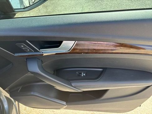 Used 2020 Audi Q5 2.0T Premium Plus w/ Premium Plus Package image 63