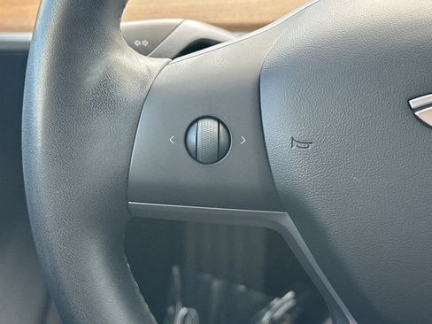 Used 2019 Tesla Model 3 Long Range image 27