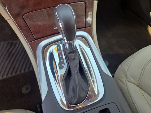 Used 2016 Buick Regal image 28