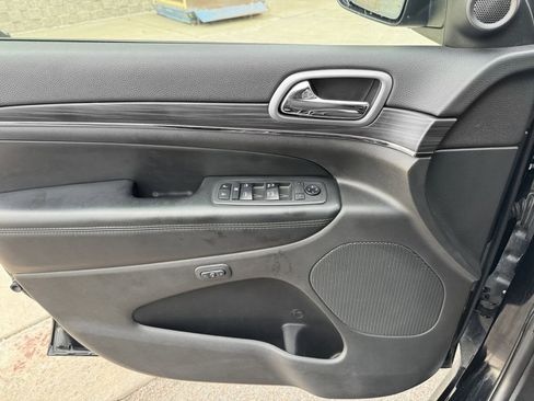Used 2019 Jeep Grand Cherokee Limited X AWD/4WD image 11