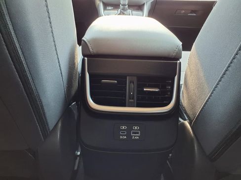 Used 2023 Subaru Outback Premium AWD/4WD image 24