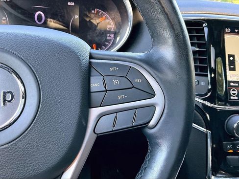 Certified 2022 Jeep Grand Cherokee Limited AWD/4WD image 30