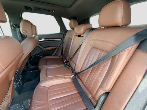 Used 2018 Audi Q5 Prestige w/ Prestige Package image 21